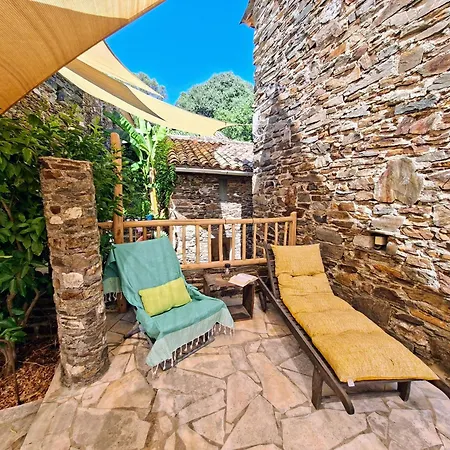 De Charme, Le Hameau De Valbonne *